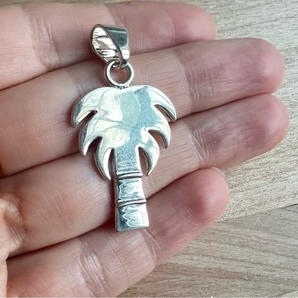Vintage Jewelry - sterling silver palm tree pendant